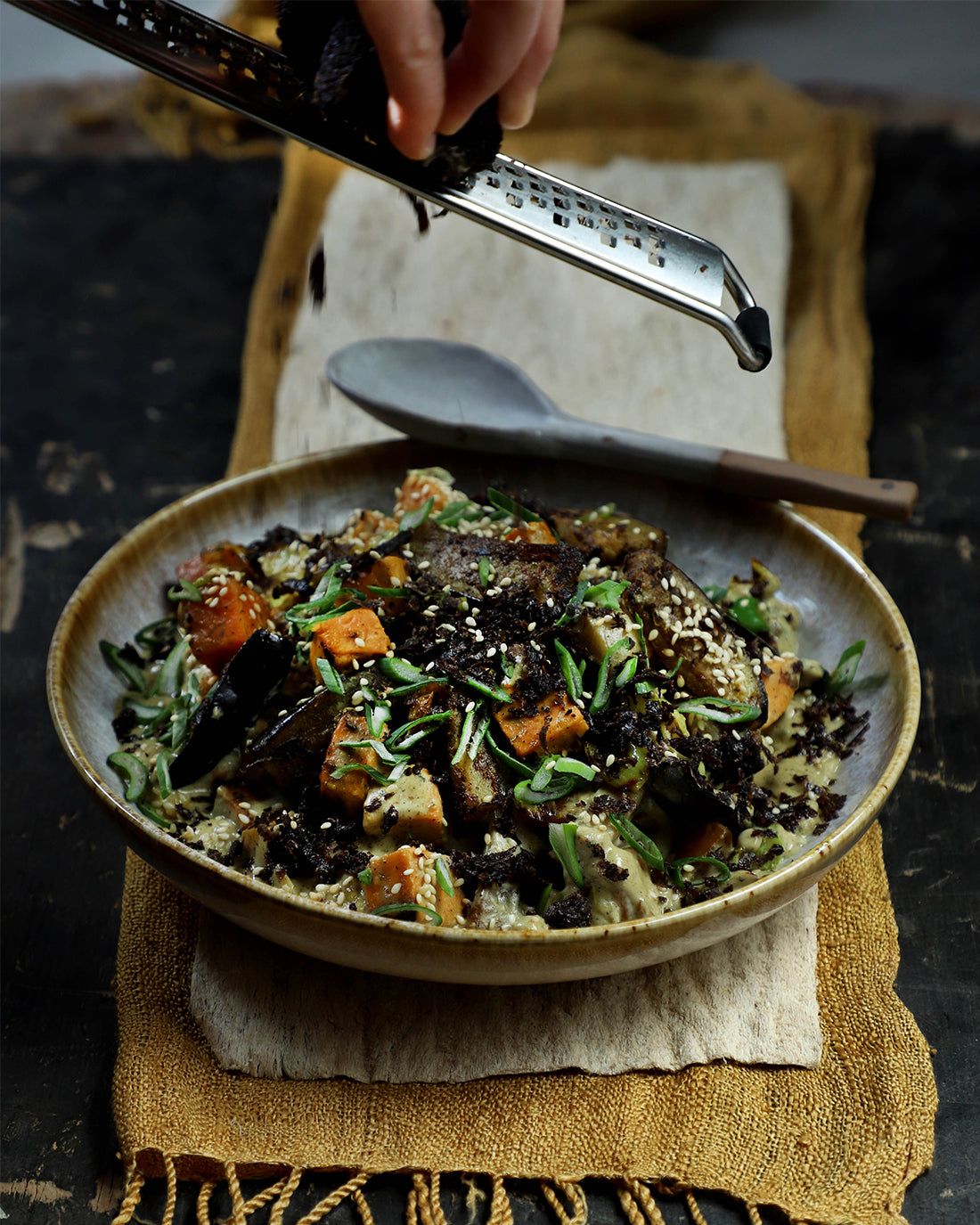 Curry trufado de berenjenas y camote