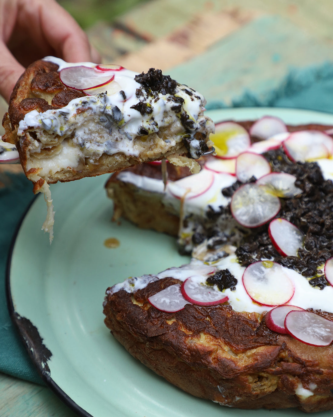 Tortilla de papas chips con champiñones y Tapenade Trufado
